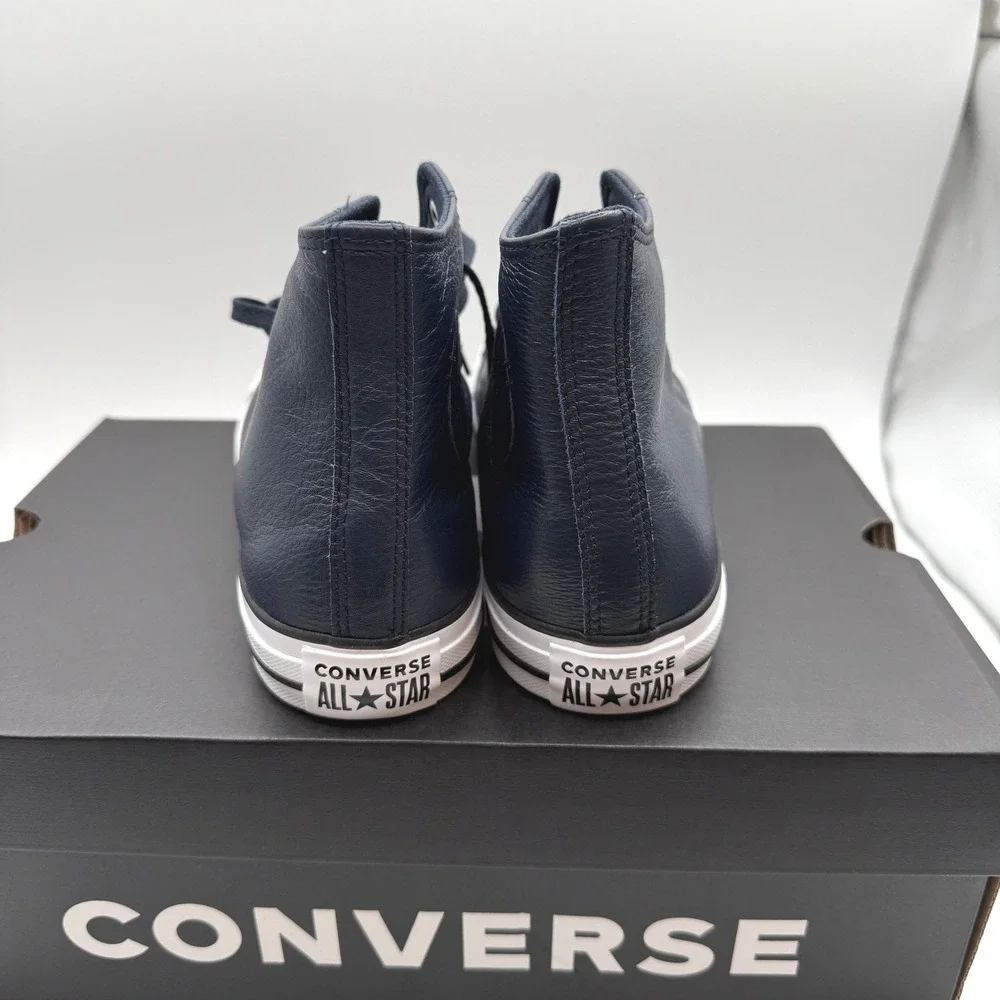 Converse High Top Mens 8.5 Navy Blue Leather Chuck Taylor All Star Sneakers NIB